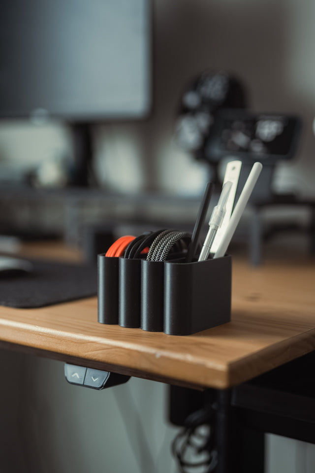 FLOW — CABLE ORGANIZER