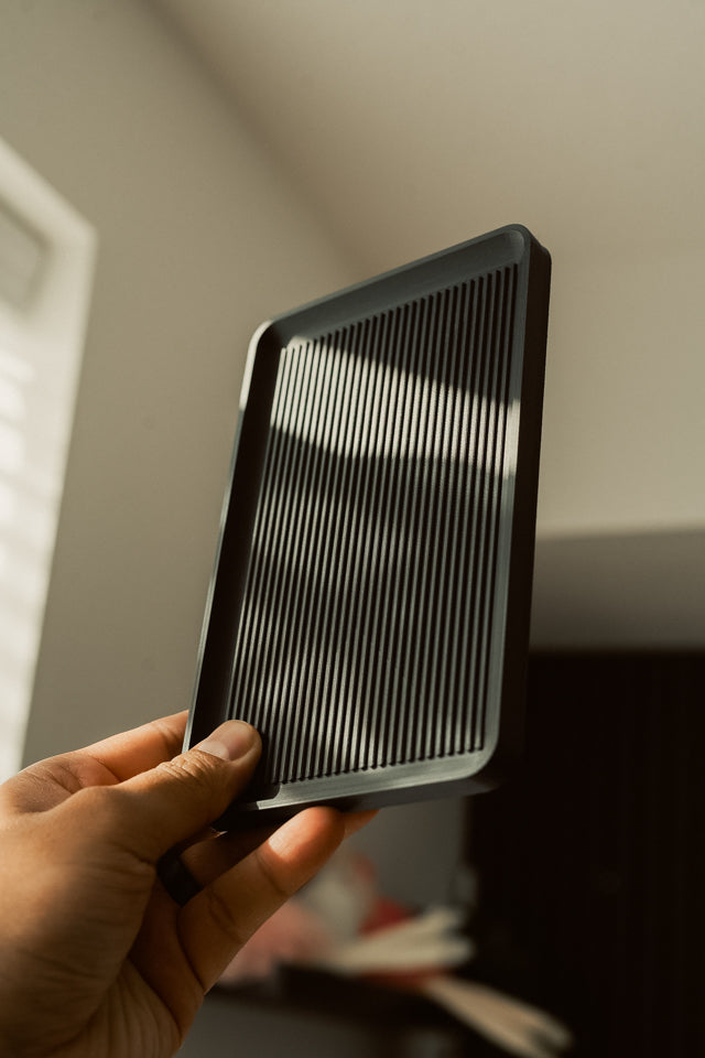 LINE — SLIM DESK TRAY