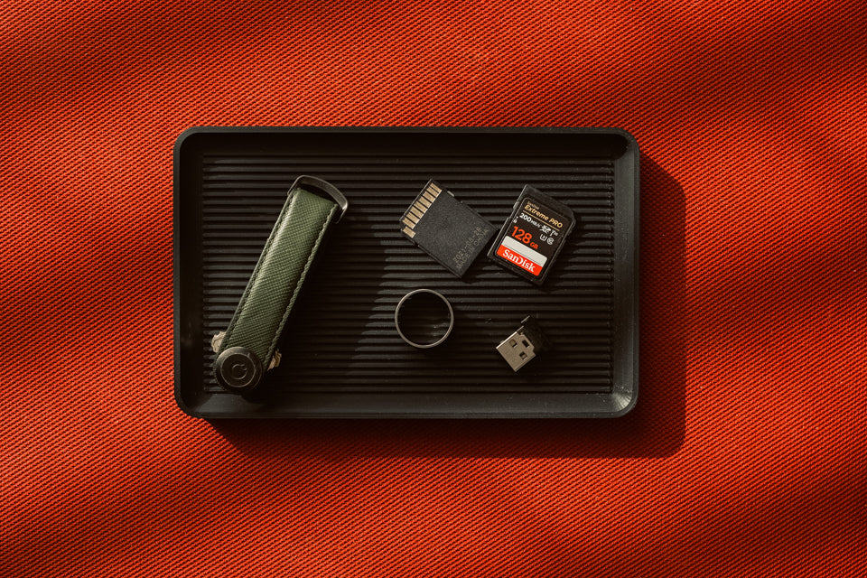 LINE — SLIM DESK TRAY