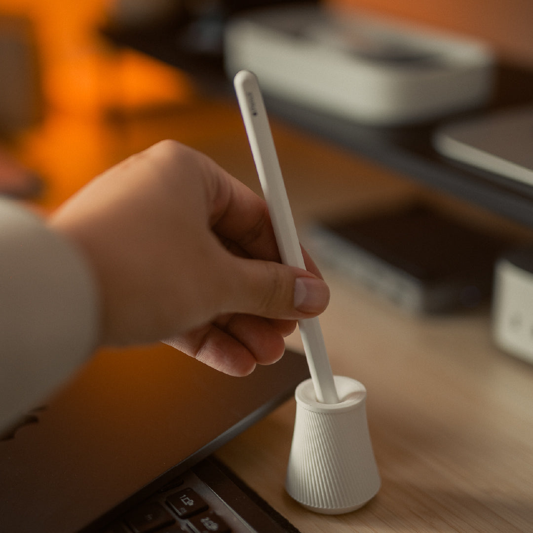 Stockholm – Vertical Apple Pencil Holder